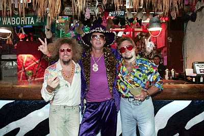 Sammy Hagar (Links) en Michael Anthony (Rechts)